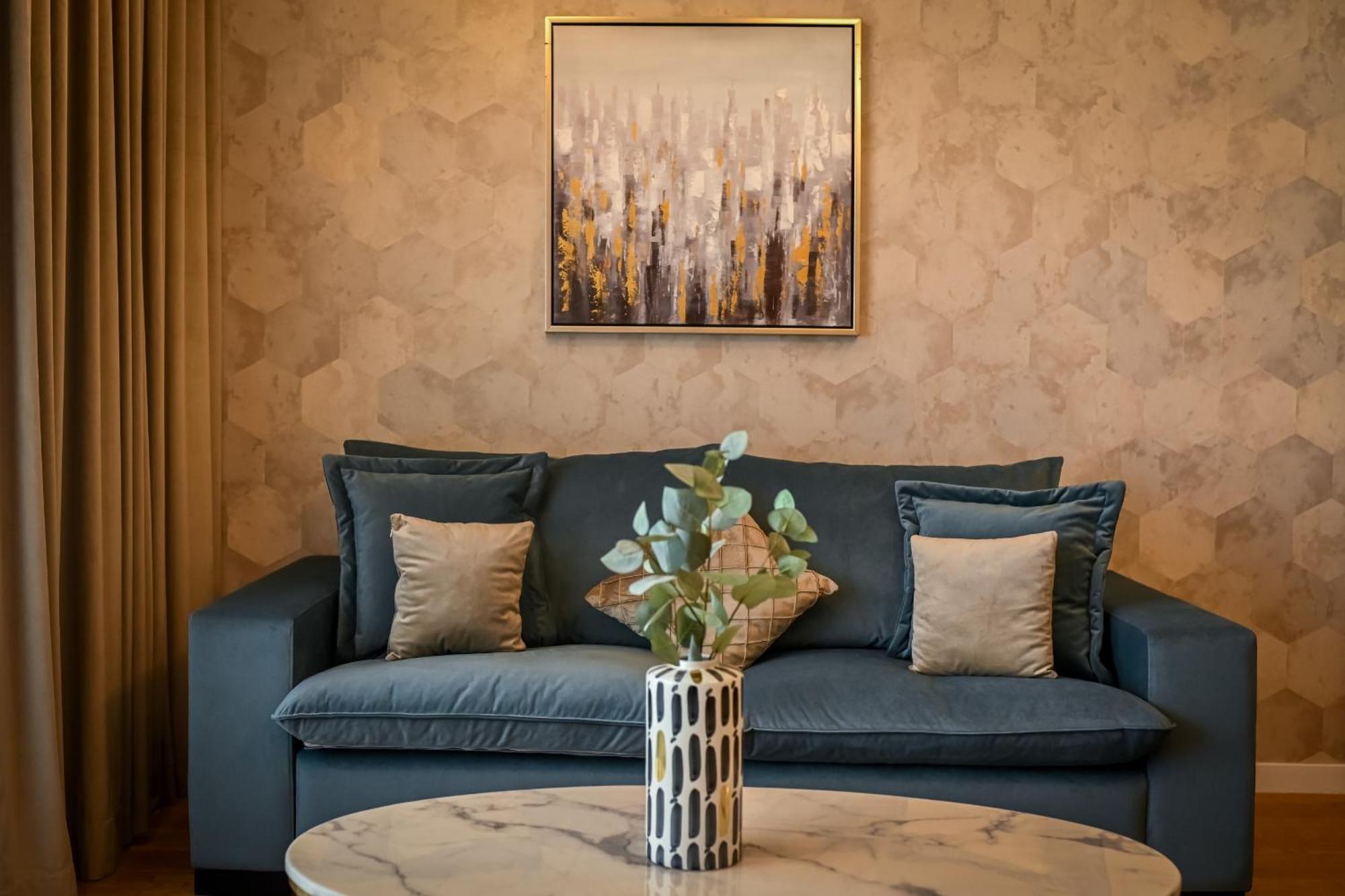 One Verdi Park Exclusive Apartments - Panoramic View & Private Parking Bukarest Zimmer foto