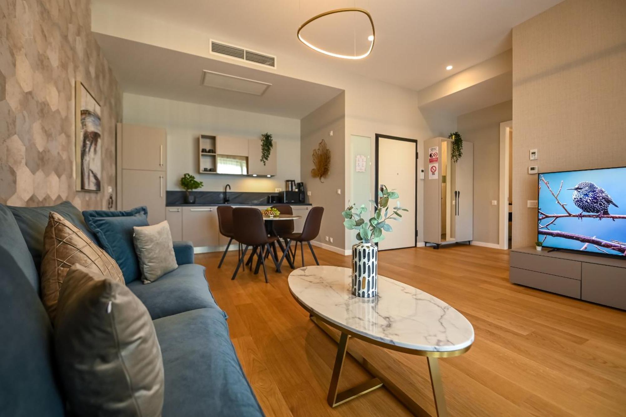 One Verdi Park Exclusive Apartments - Panoramic View & Private Parking Bukarest Zimmer foto
