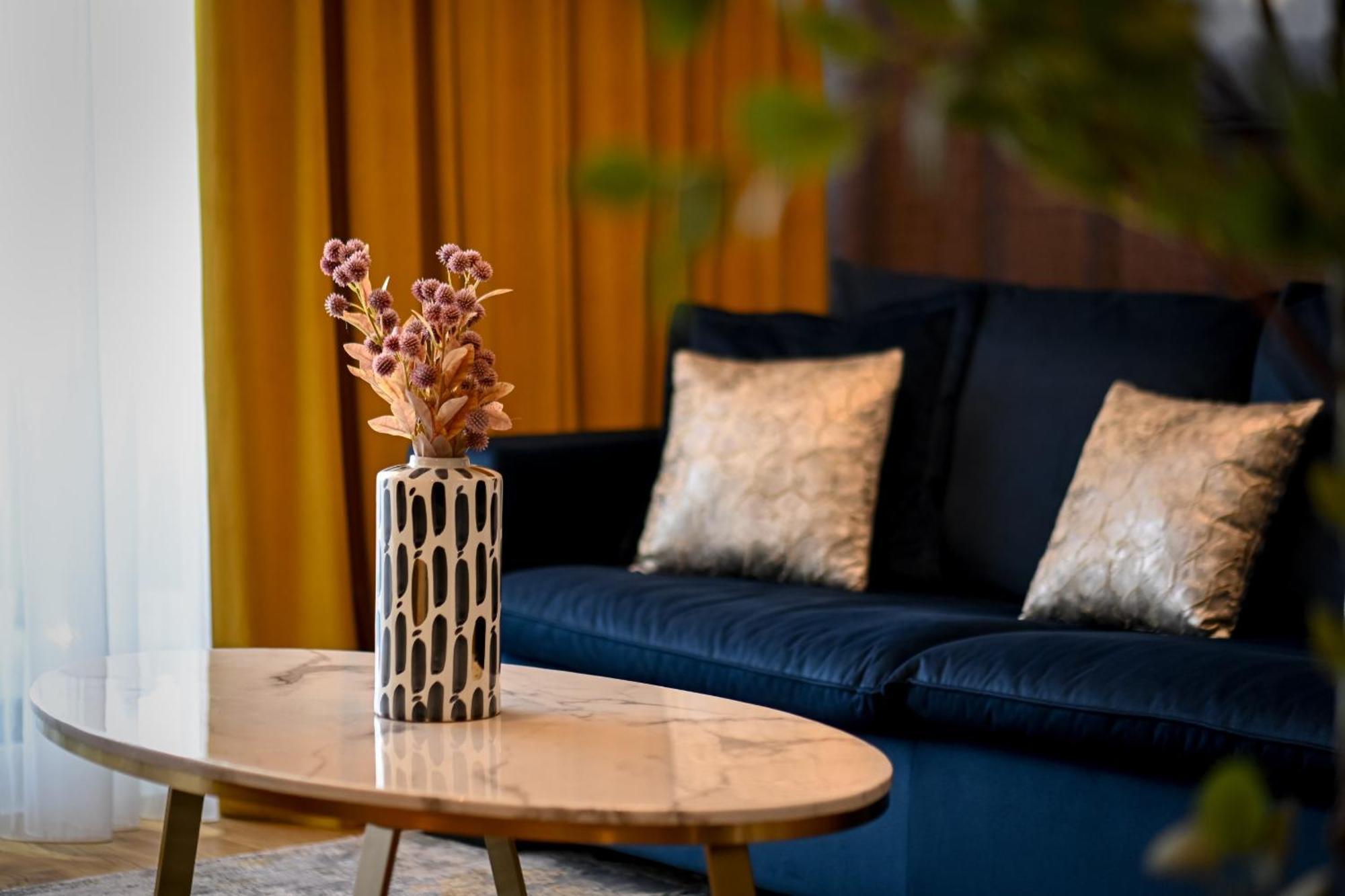 One Verdi Park Exclusive Apartments - Panoramic View & Private Parking Bukarest Zimmer foto