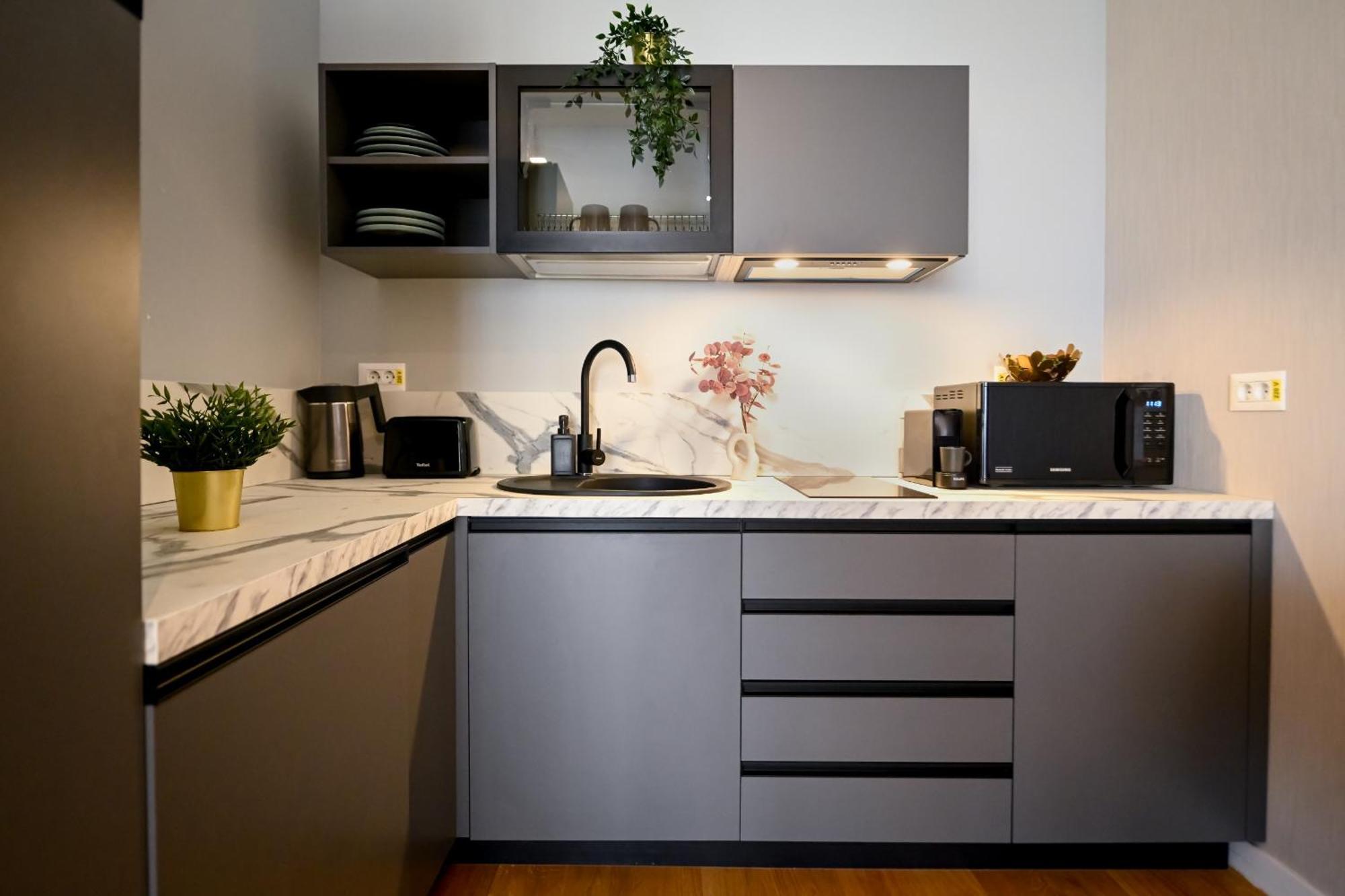 One Verdi Park Exclusive Apartments - Panoramic View & Private Parking Bukarest Zimmer foto